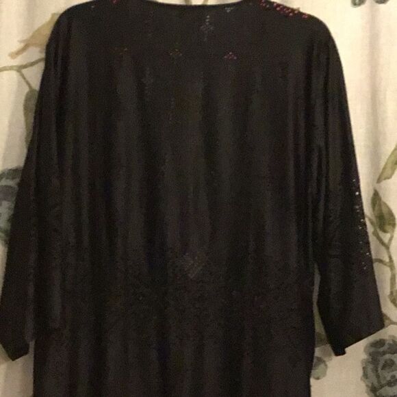 Swimsuit cover up - Picture 4 of 5